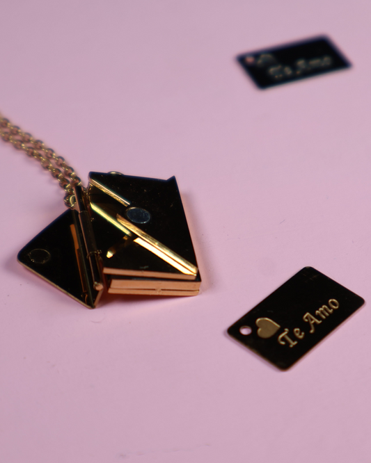 Collar Carta